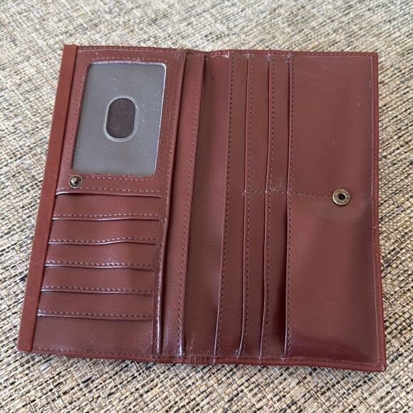 Banana Republic leather wallet - Picture 5 of 9